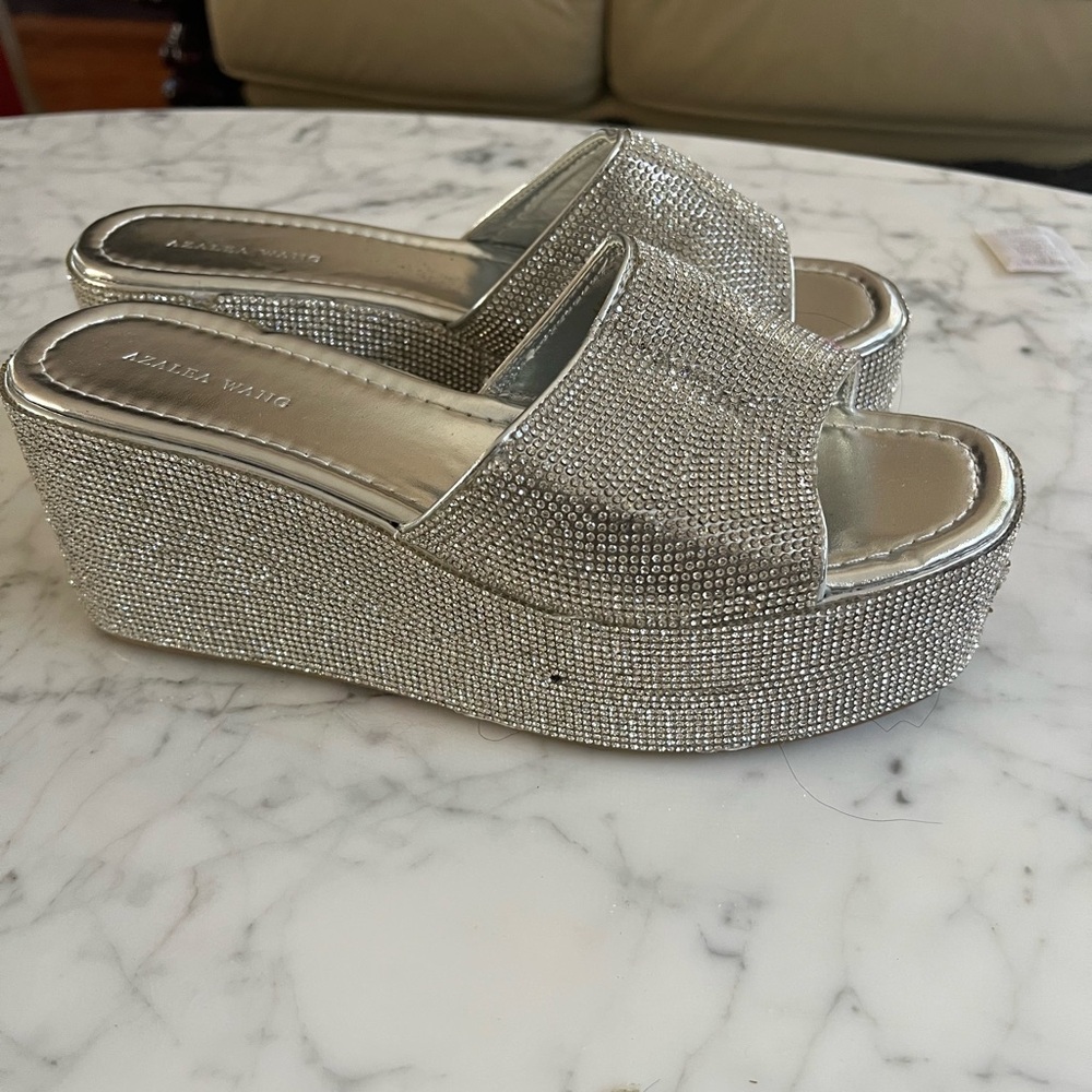 Shiny platform sandals